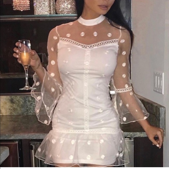 Dresses & Skirts - St. Tropez mini dress💥